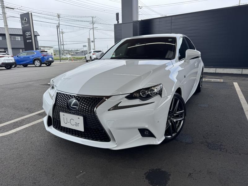 IS300h F SPORT