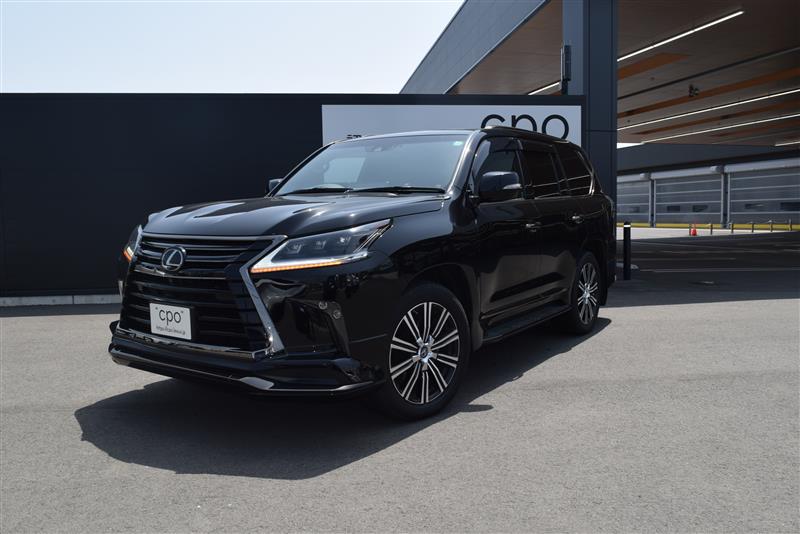 LX570 Black Sequence